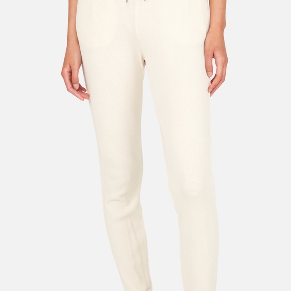 MATE the Label thermal joggers in bone - Picture 2 of 6